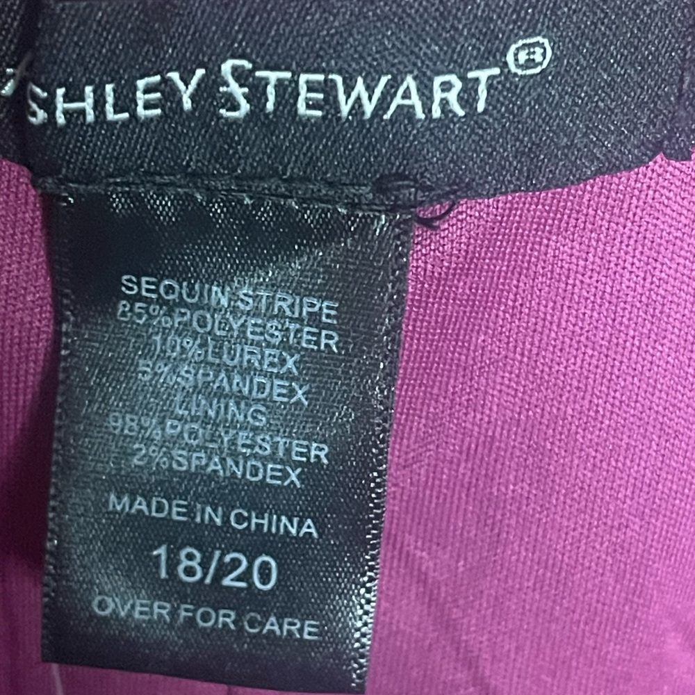 #514-Ashley Stewart Sequin Fuchsia Top. Brand New. - Picture 12 of 12